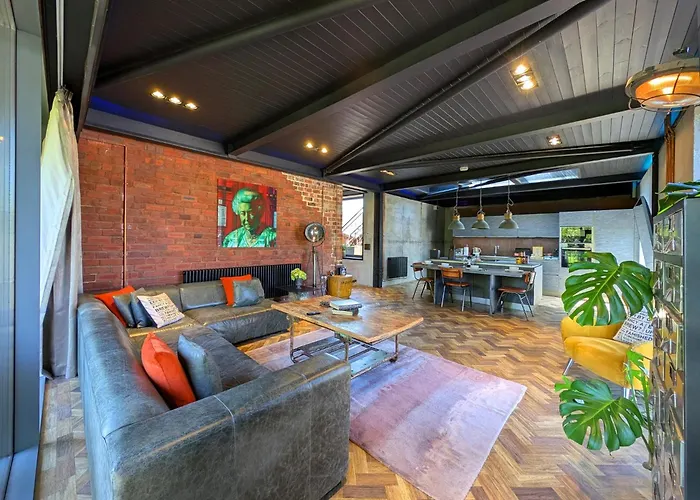 The Bells - Luxury Serviced Apartments